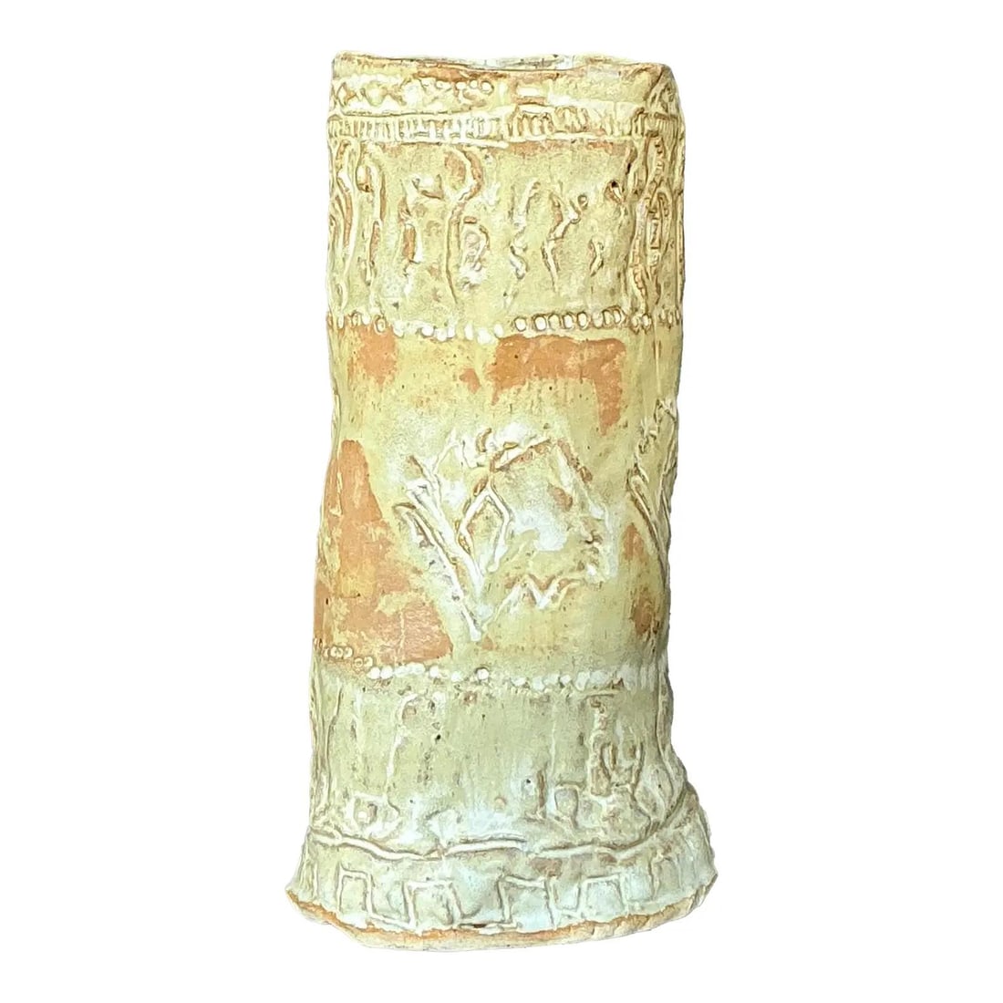 Vintage Boho Studio Pottery Vase 8 Inches Tall Unique Artisan Design: Vintage Boho Studio Pottery Vase 8 Inches Tall Unique Artisan Design Discover the charm of handcrafted artistry with this Vintage Boho Original Studio Pottery Vase. This unique piece embodies the Boho