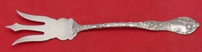 Sterling Silver Lettuce Fork Thistle Pattern by Blackinton 8.5 Inch: Sterling Silver Lettuce Fork Thistle Pattern by Blackinton 8.5 Inch This is a sterling silver lettuce serving fork in the Thistle pattern by Blackinton. The fork measures 8 1/2 inches in length and is