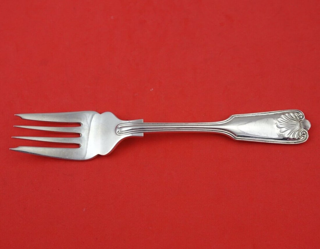CJ Vander Fiddle Thread Shell Sterling Silver Salad Fork 6 3/4": CJ Vander Fiddle Thread Shell Sterling Silver Salad Fork 6 3/4" This elegant salad fork features the Fiddle Thread & Shell pattern by CJ Vander, crafted from high-quality sterling silver (.925). Measu