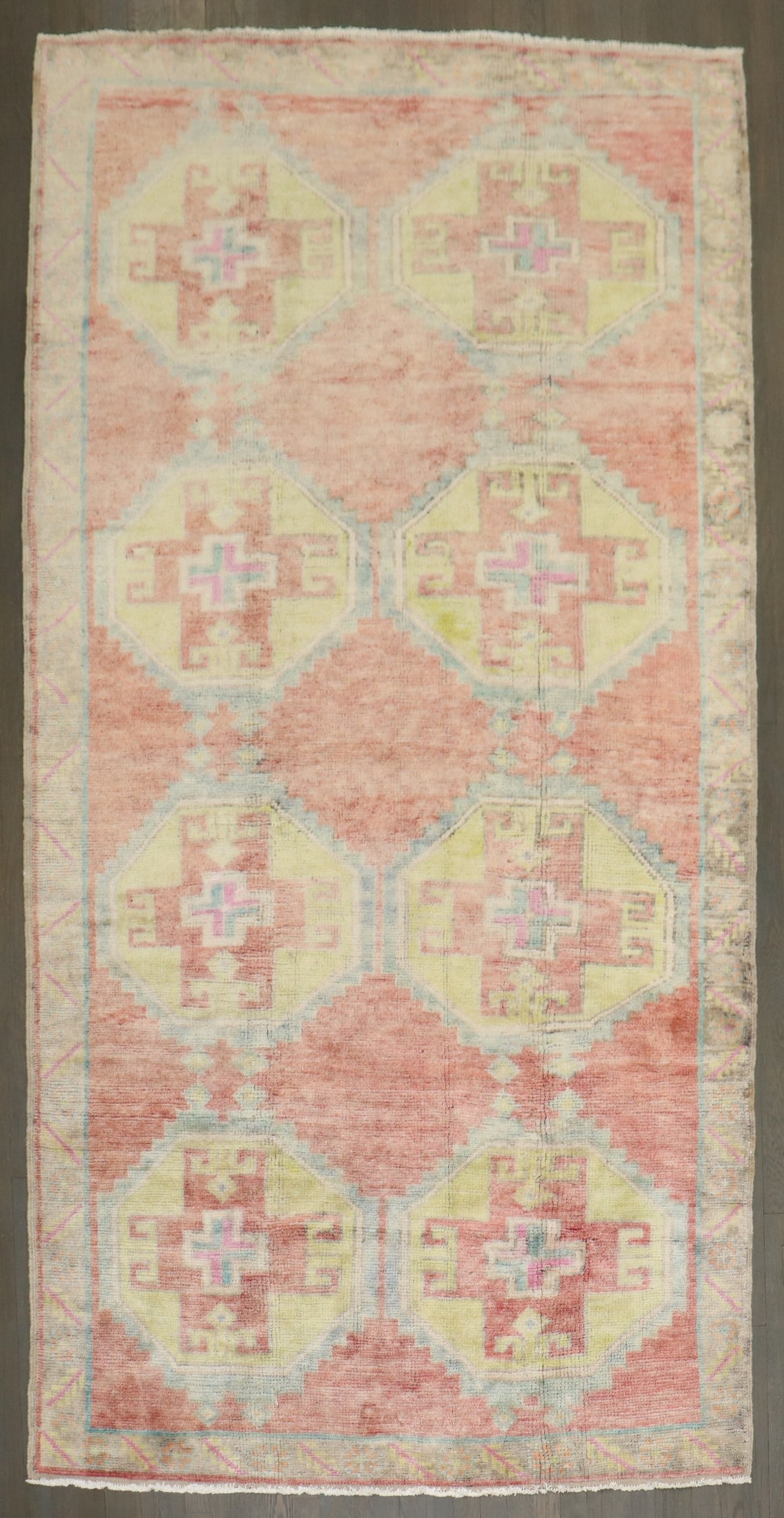 5' 2" x 9' 10" Mid 20th Century Anatolian Turkish Rug: 5' 2" x 9' 10" Mid 20th Century Anatolian Turkish Rug Vintage Turkish Anatolian rug from the mid 20th century, featuring mellow tones and a pre-owned condition. Specifications Item Type: Rug Style/Typ