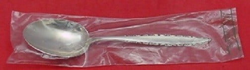 Lunt Lace Point Sterling Silver Serving Spoon 8 3/8 Inch New: Lunt Lace Point Sterling Silver Serving Spoon 8 3/8 Inch New This elegant serving spoon from the renowned Lace Point pattern by Lunt is crafted from high-quality sterling silver. Measuring 8 3/8 inche