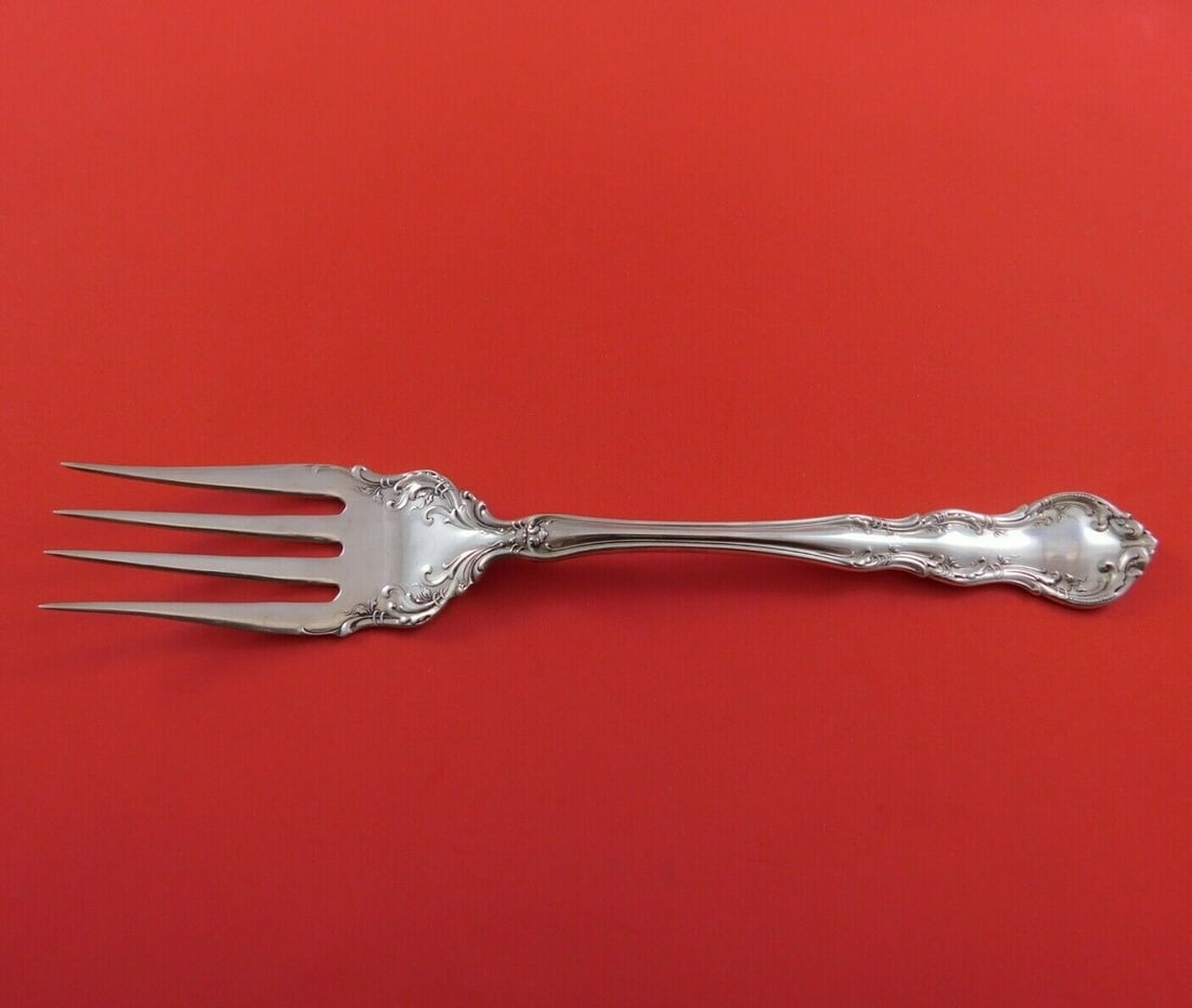 Wallace Old Atlanta Sterling Silver Cold Meat Fork 8 1/4 Antique: Wallace Old Atlanta Sterling Silver Cold Meat Fork 8 1/4 Antique This exquisite serving fork is a delightful addition to any antique collection. Crafted by Wallace in the Old Atlanta pattern, this ste