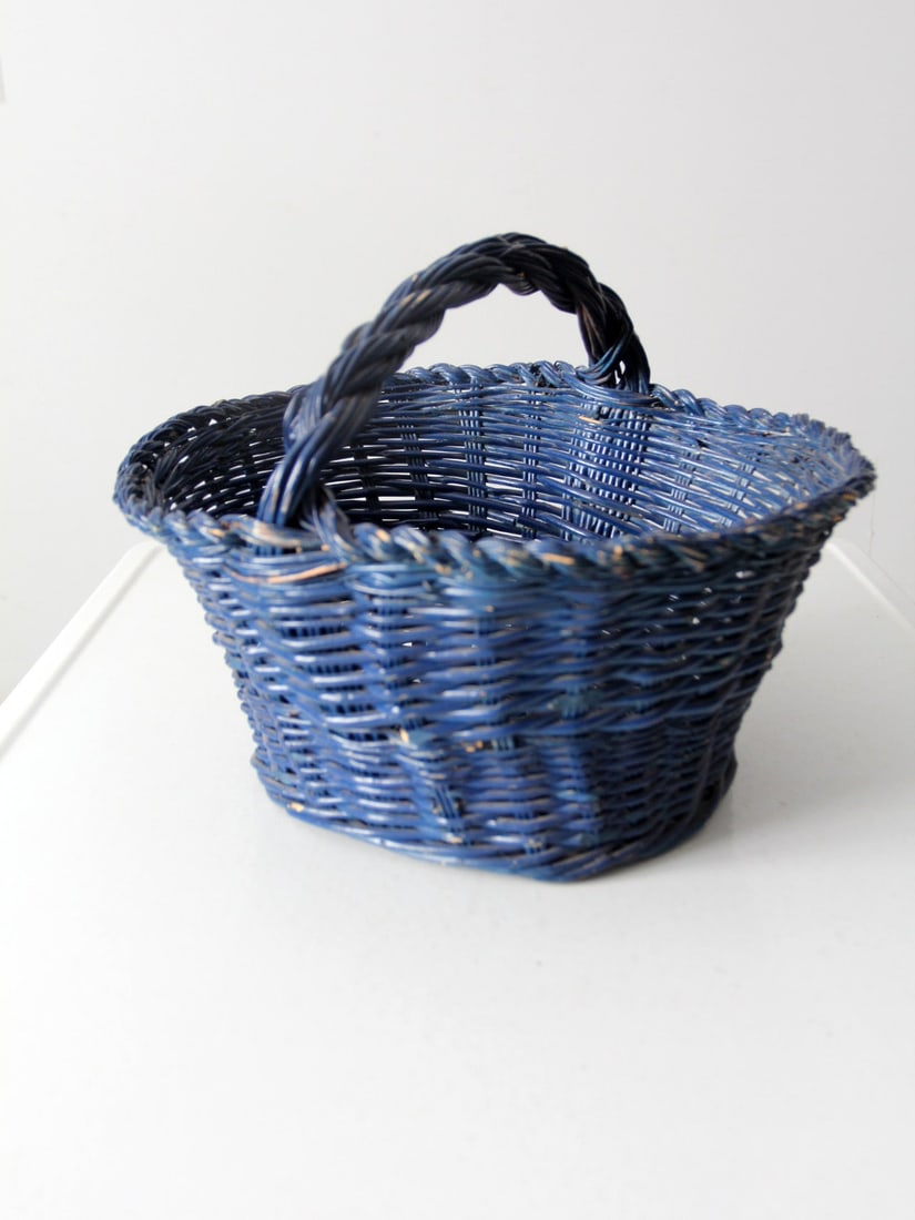Deep Blue Painted Wicker Basket with Arched Handle Vintage (1 of 9)