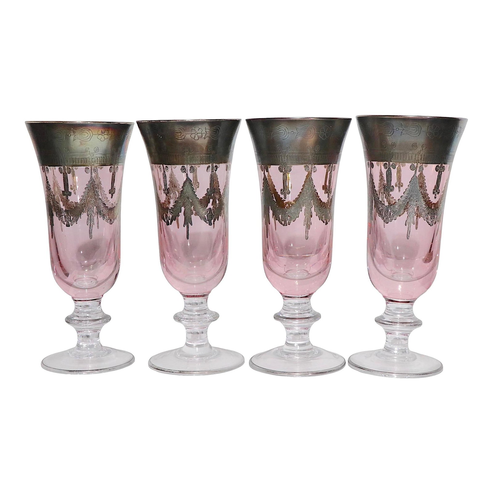 Set of Four Italian Silver Overlay Parfait Glasses: Set of Four Italian Silver Overlay Parfait Glasses This charming and elegant set of four parfait glasses features a beautiful pink/lavender and clear glass design with a striking silver overlay trim. 