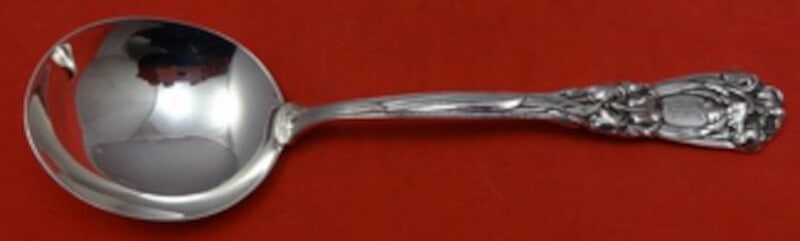 Durgin-Gorham Iris Sterling Silver Gumbo Soup Spoon 6 7/8" No Monogram: Durgin-Gorham Iris Sterling Silver Gumbo Soup Spoon 6 7/8" No Monogram This exquisite gumbo soup spoon is part of the Iris pattern by Durgin-Gorham, crafted from high-quality sterling silver. Measurin