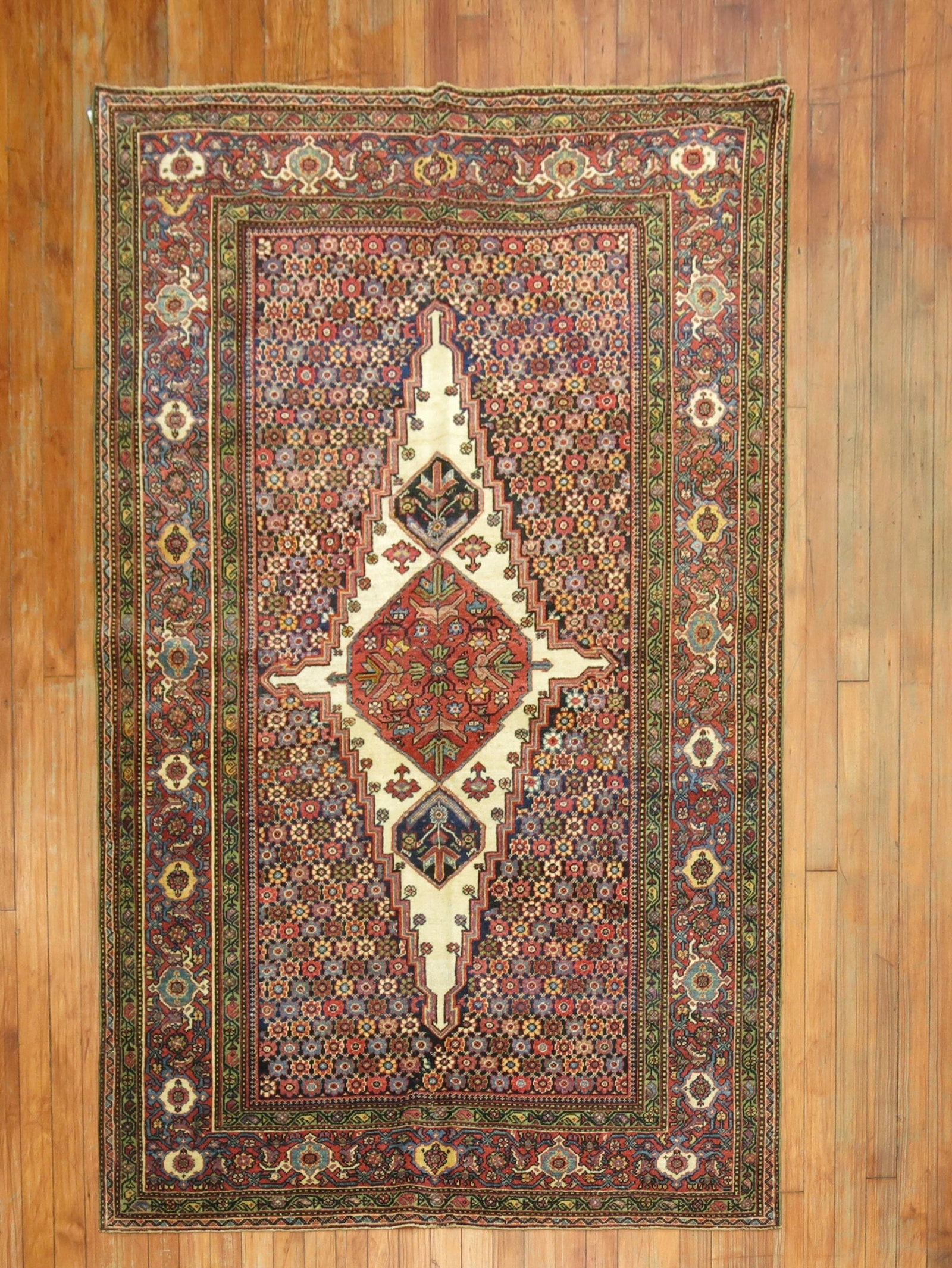 4' 1" x 6' 2" Early 20th Century Persian Fereghan Accent Rug: 4' 1" x 6' 2" Early 20th Century Persian Fereghan Accent Rug Antique Persian Farahan rug from the early 20th century. This pre-owned accent rug features a traditional Persian design consistent with th