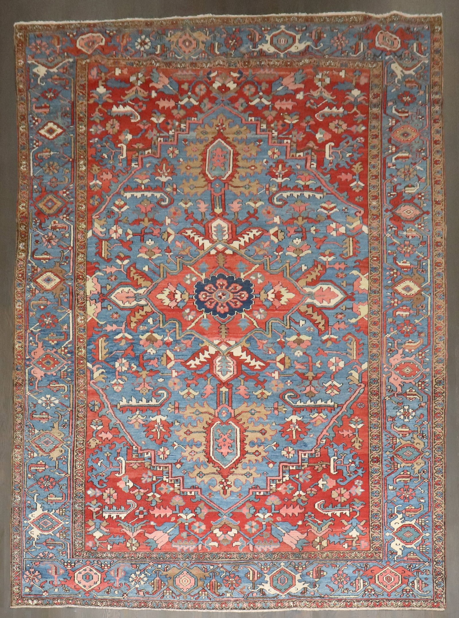 9' 2" x 13' Antique Persian Serapi Heriz Room Rug (1 of 7)