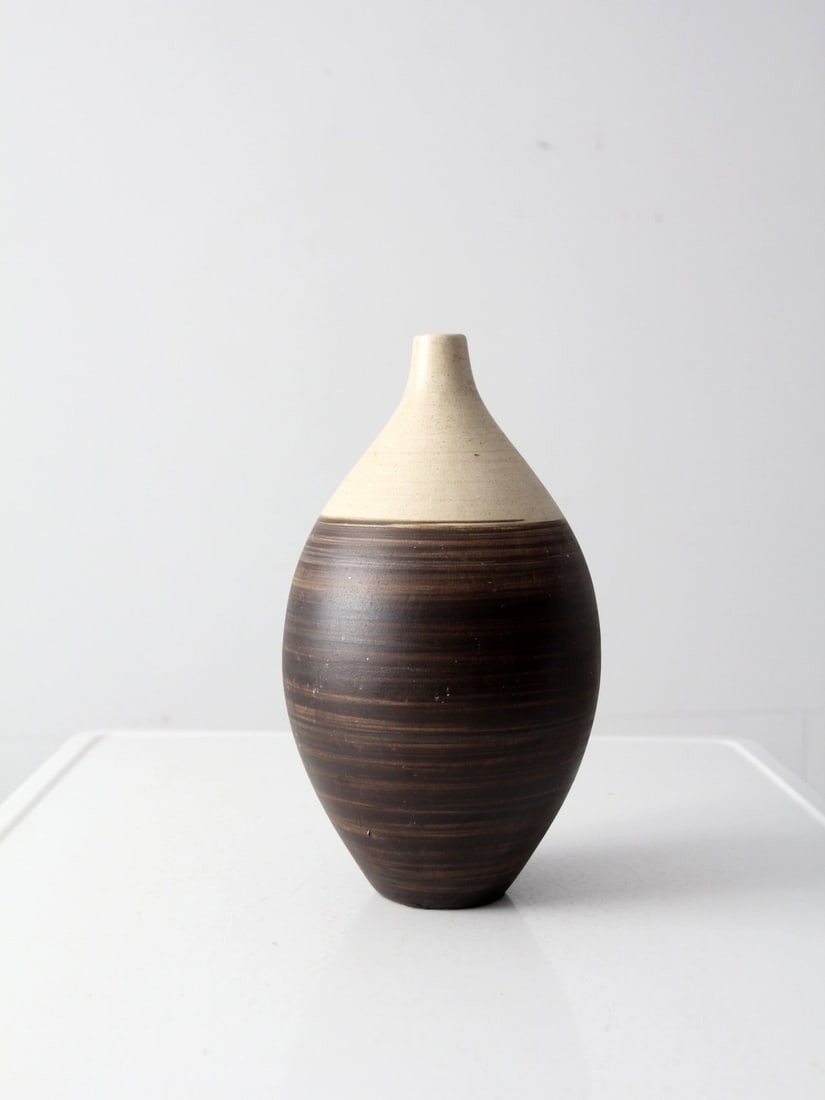 Handmade Vintage Studio Pottery Vase 13 Inch Brown Cream Glaze: Handmade Vintage Studio Pottery Vase 13 Inch Brown Cream Glaze This stunning vintage studio pottery vase showcases a unique handmade design featuring a brushed brown and cream glaze. Its large size ma