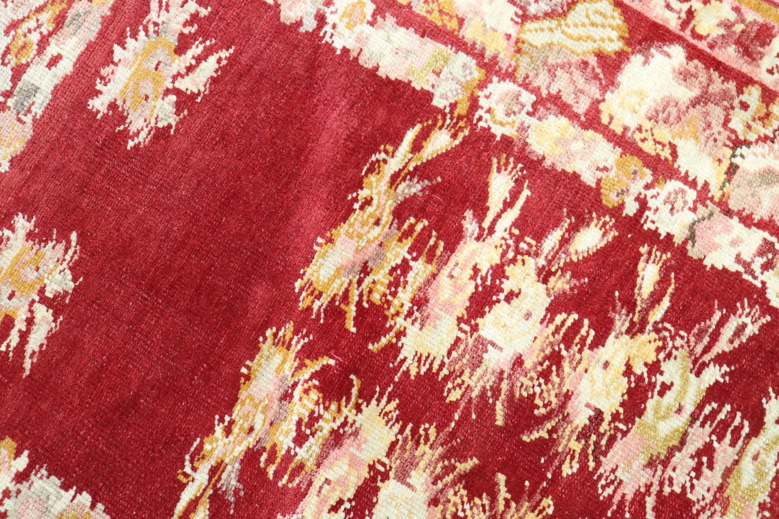 3' 2" x 5' 7" Early 20th Century Melas Ghiordes Rug: 3' 2" x 5' 7" Early 20th Century Melas Ghiordes Rug Early 20th century Turkish Melas rug in a red colorway. This pre-owned small rug is identified as a Ghiordes, Melas type. Specifications Title: Red 