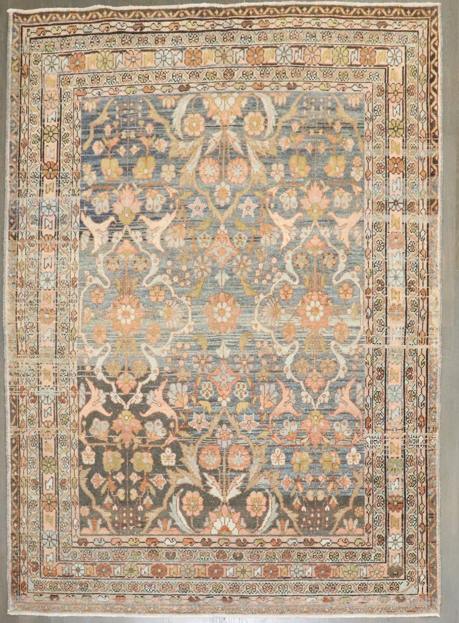 4' 9" x 6' 4" Persian Malayer Accent Rug 1920s: 4' 9" x 6' 4" Persian Malayer Accent Rug 1920s Antique Persian Malayer accent rug from the 1920s. This pre-owned piece features the classic Malayer rug type in an accent size format. Specifications Ty