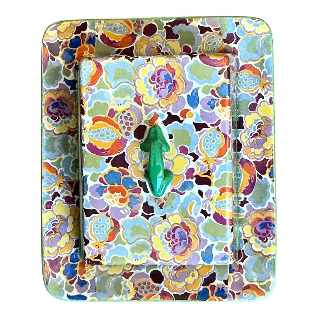 Lidded Pottery Cheese Keeper with Bright Green Handle and Floral Motif: Lidded Pottery Cheese Keeper with Bright Green Handle and Floral Motif This vintage Regency SoHo pottery lidded cheese tray features a bold, all-over floral motif in purple, yellow, orange, and lime g