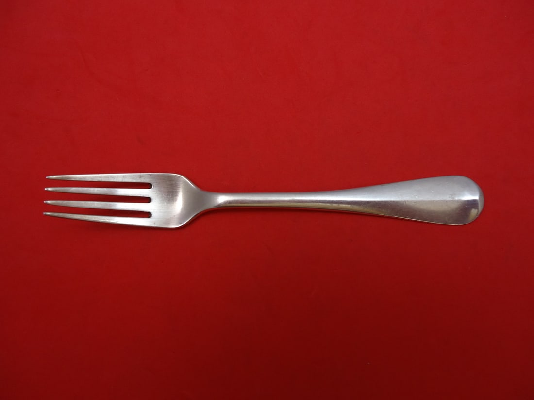 P Hertz Rattail Sterling Silver Dinner Fork 7 1/4": P Hertz Rattail Sterling Silver Dinner Fork 7 1/4" This exquisite dinner fork measures 7 1/4" and is crafted from high-quality sterling silver, showcasing the elegant Rattail pattern by renowned maker