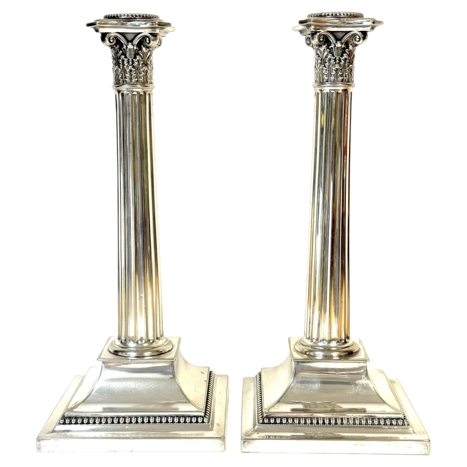 Set of 2 Sheffield Plate Corinthian Column Candlesticks attributed Elkington: Set of 2 Sheffield Plate Corinthian Column Candlesticks attributed Elkington Pair of Sheffield-plated Corinthian column candlesticks attributed to Elkington & Co., crafted in England in the Neoclassic