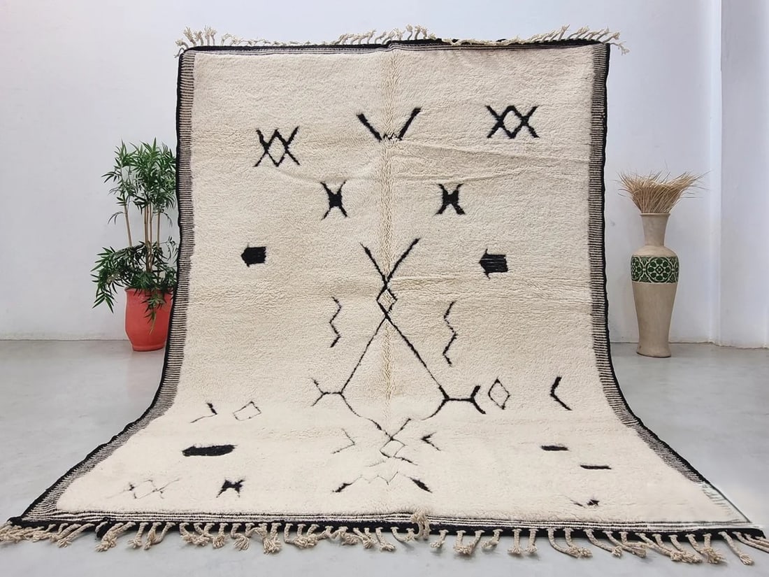 Authentic Handmade Wool Rug 8 x 5 Feet Morocco Berber: Authentic Handmade Wool Rug 8 x 5 Feet Morocco Berber Discover the beauty of this Elegant Engraved Handmade Wool Rug, intricately handwoven in the Atlas Mountains by skilled local Berber women weavers