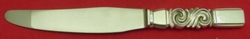 Georg Jensen Sterling Silver Scroll Dinner Knife 8 7/8 Vintage: Georg Jensen Sterling Silver Scroll Dinner Knife 8 7/8 Vintage This exquisite vintage dinner knife is crafted from sterling silver and features the elegant Scroll pattern by Georg Jensen. Measuring 8 