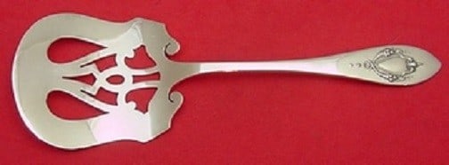 Lunt Mount Vernon Sterling Silver 8 Inch Tomato Server Fancy Pierced: Lunt Mount Vernon Sterling Silver 8 Inch Tomato Server Fancy Pierced Presenting a stunning Mount Vernon by Lunt Sterling Silver Tomato Server, a refined addition to your tableware. Crafted from high-q