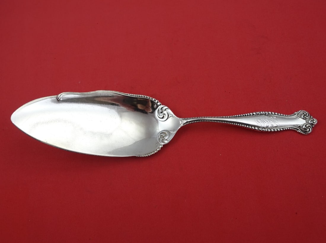 Towle Canterbury Sterling Silver Fish Server 9.75 Inch Monogrammed Serving Piece: Towle Canterbury Sterling Silver Fish Server 9.75 Inch Monogrammed Serving Piece Discover the elegance of the Canterbury pattern with this exquisite fish server by Towle. Crafted from high-quality ste