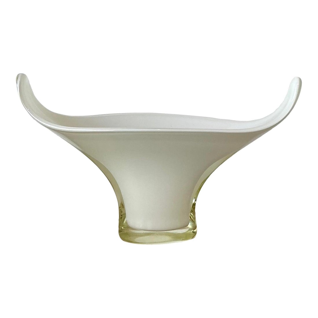 Italian Modernist White Opal Art Glass Centerpiece Bowl: Italian Modernist White Opal Art Glass Centerpiece Bowl This vintage Italian art glass bowl features a striking winged silhouette with sweeping upward curves, crafted in cased white opal glass that em