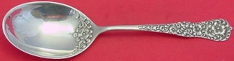 Dominick Haff Rococo Sterling Silver Berry Spoon 9 Monogrammed: Dominick Haff Rococo Sterling Silver Berry Spoon 9 Monogrammed This is a sterling silver berry spoon in the Rococo pattern by Dominick & Haff, crafted in the United States between 1850 and 1899. The s