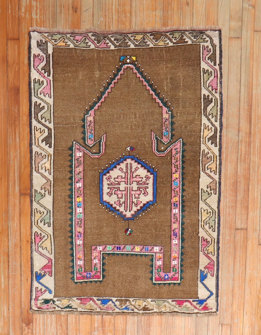 3' x 4' Turkish Kars prayer rug scatter size: 3' x 4' Turkish Kars prayer rug scatter size Vintage Turkish Kars prayer rug from the 1940s in a scatter size format. This pre-owned rug features the Kars type and a small square profile, making it a 