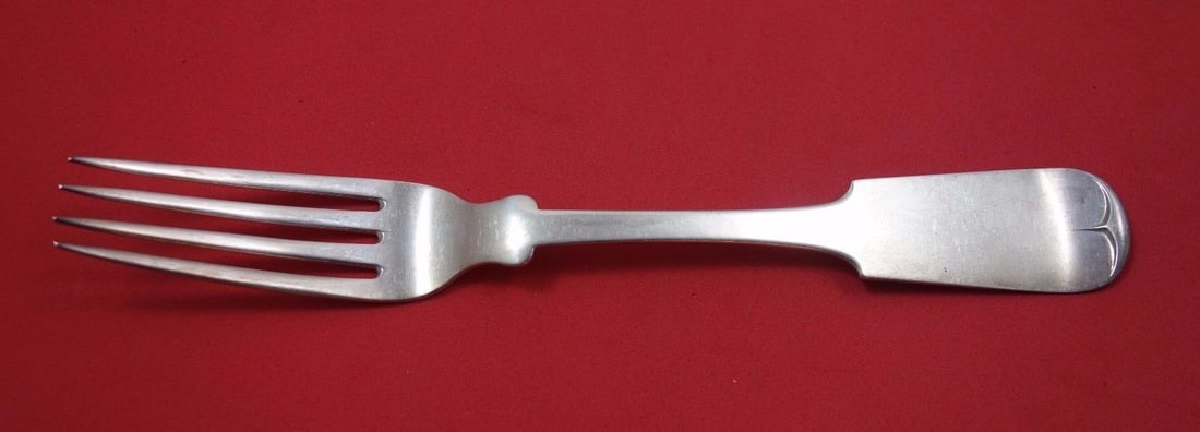 Monogrammed Sterling Silver Dinner Fork 8.25 Inches Plain Tipped: Monogrammed Sterling Silver Dinner Fork 8.25 Inches Plain Tipped This exquisite dinner fork features a classic plain tipped design, crafted from high-quality sterling silver. Measuring 8 1/4 inches, t