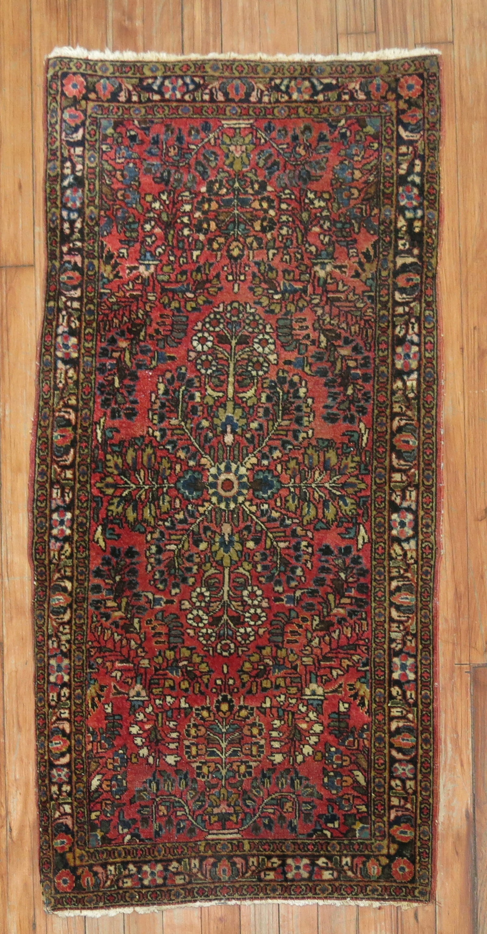 2' x 3' 11" Persian Sarouk Small Rug Circa 1930 (1 of 5)