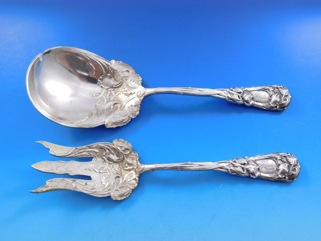 Durgin New Art Sterling Silver Salad Serving Set 9 3/4" Monogrammed P: Durgin New Art Sterling Silver Salad Serving Set 9 3/4" Monogrammed P This exquisite salad serving set from the renowned Durgin brand features the elegant New Art pattern, inspired by the French "Art 