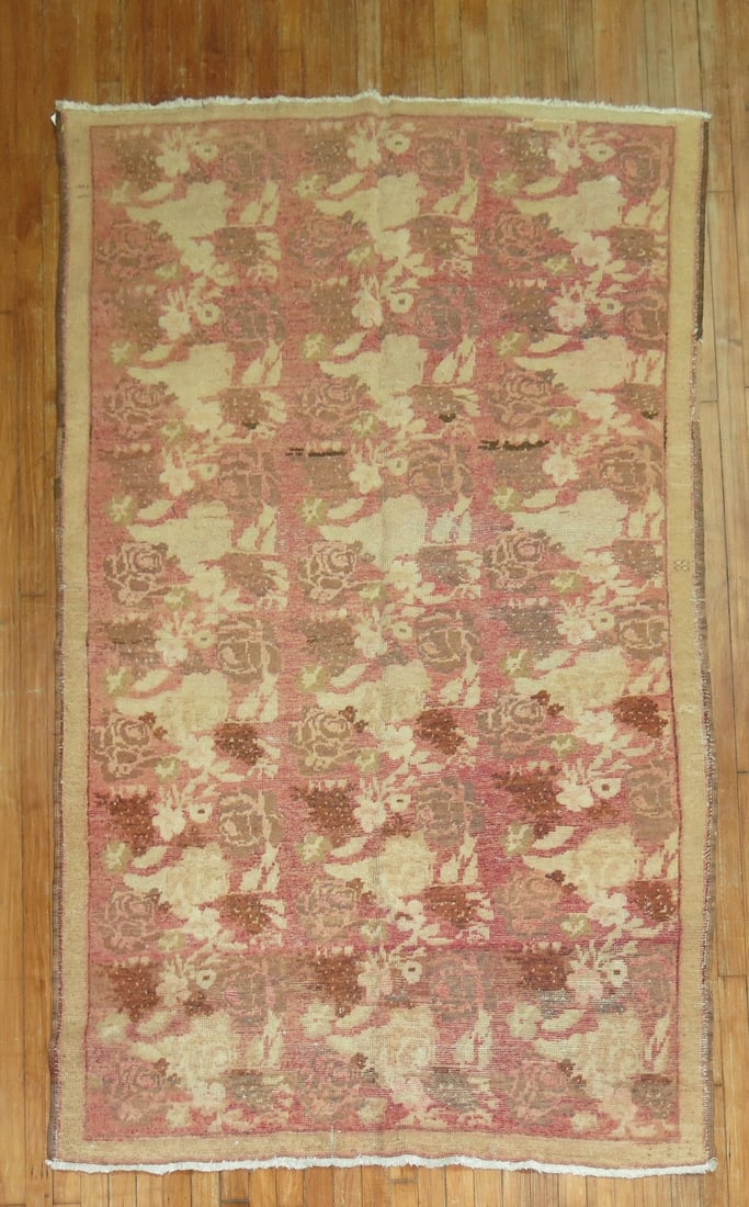4' 7" x 7' 8" Mid 20th Century Karabagh Floral Rug: 4' 7" x 7' 8" Mid 20th Century Karabagh Floral Rug Vintage Karabagh floral rug from the mid 20th century with a floral pattern. Pre-owned condition. Specifications Type: Karabagh Pattern: Floral Era: 