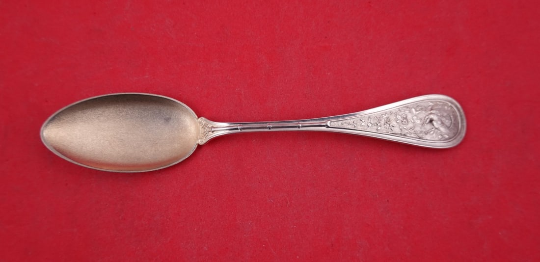 Wendt Bird Sterling Silver Ice Cream Spoon Gold Washed Narrow Bowl 6": Wendt Bird Sterling Silver Ice Cream Spoon Gold Washed Narrow Bowl 6" An antique Wendt Bird pattern ice cream spoon in sterling silver, featuring a gold-washed, stippled, narrow bowl. It is monogramme