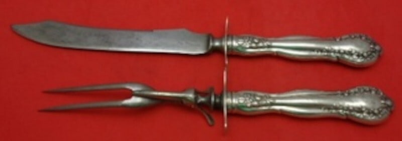 Mayer Clover Blossom Sterling Silver Carving Set 2pc Vintage Heirloom: Mayer Clover Blossom Sterling Silver Carving Set 2pc Vintage Heirloom This elegant Clover Blossom carving set, crafted by Mayer, features a beautiful sterling silver hollow handle complemented by stai