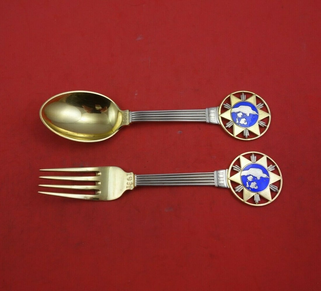A. Michelsen Christmas Sterling Silver Fork Spoon Set 2pc 1931 Vermeil: A. Michelsen Christmas Sterling Silver Fork Spoon Set 2pc 1931 Vermeil This exquisite 2-piece fork and spoon set from A. Michelsen showcases the elegant 'Christmas' pattern, designed by Ebbe Sadolin i