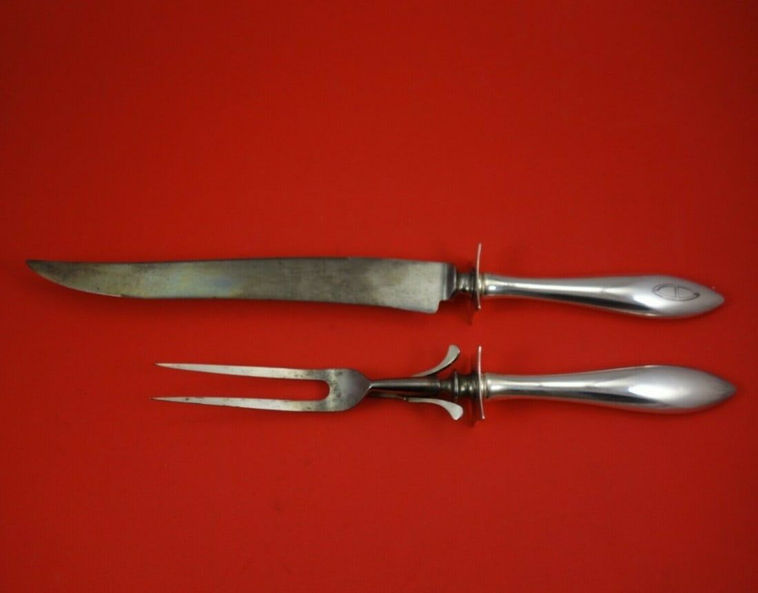 Shreve Buckingham Narrow Sterling Silver Carving Set with Monogram H: Shreve Buckingham Narrow Sterling Silver Carving Set with Monogram H Discover the elegance of the Buckingham Narrow Roast Carving Set by Shreve, expertly crafted from sterling silver with stainless st