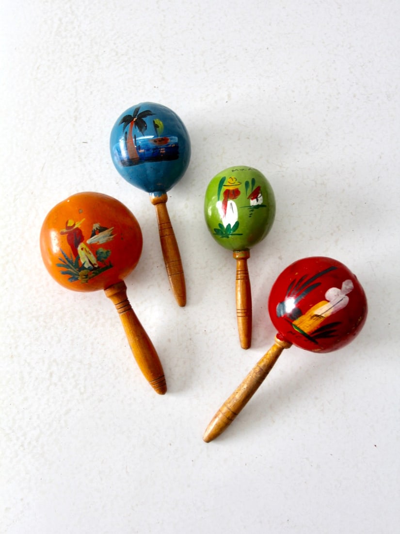 Circa 1950 Mexican Souvenir Maracas Set of 4 Hand Painted Gourds (1 of 9)
