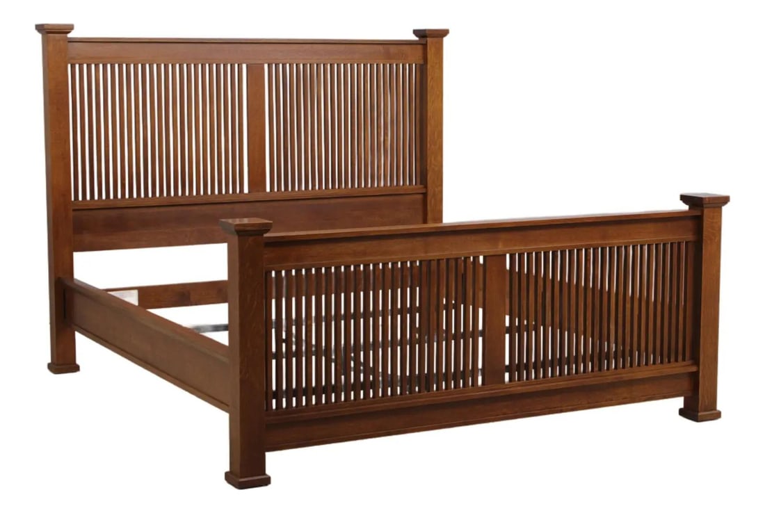 King Size Stickley Oak Prairie Spindle Bed: King Size Stickley Oak Prairie Spindle Bed This Stickley Mission Oak king size spindle prairie bed features high-quality construction in the Arts & Crafts style. Crafted from oak with a brown finish, 