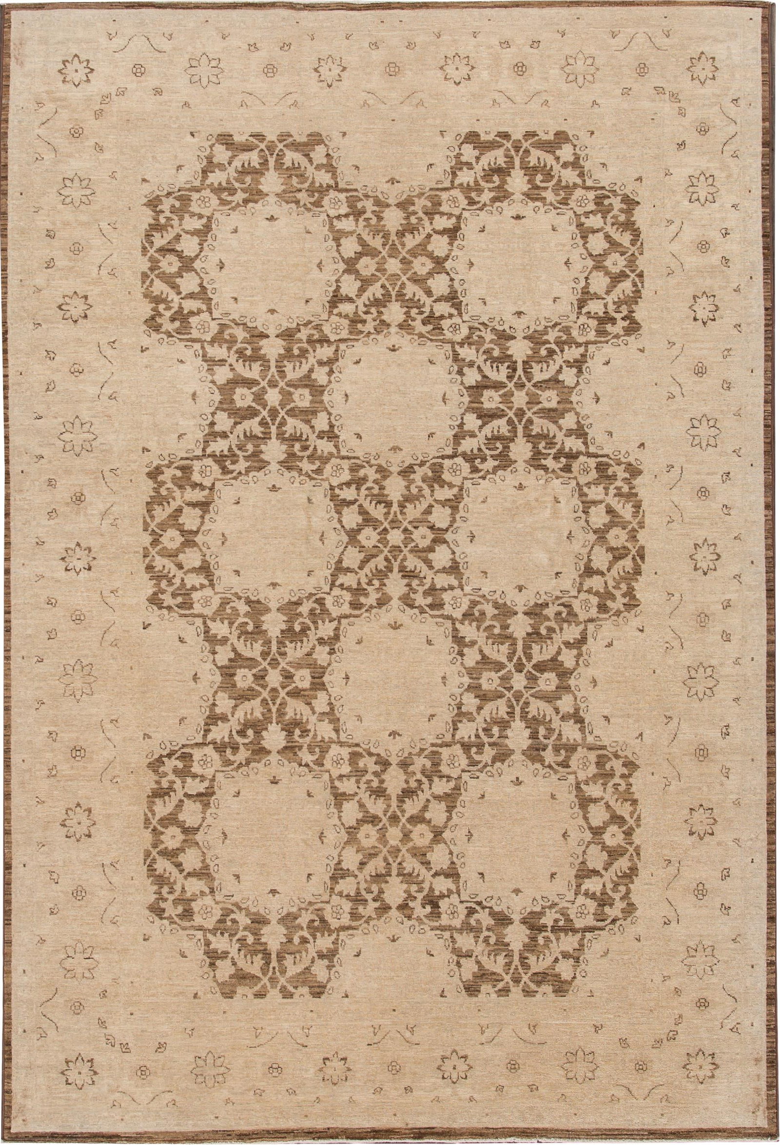 Antique Paki Peshawar Handmade Wool Rug 6'1 x 9'0 Floral Design: Antique Paki Peshawar Handmade Wool Rug 6'1 x 9'0 Floral Design This exquisite early 20th century antique Paki Peshawar rug showcases a beautiful hand-knotted wool construction. Featuring a rich brown