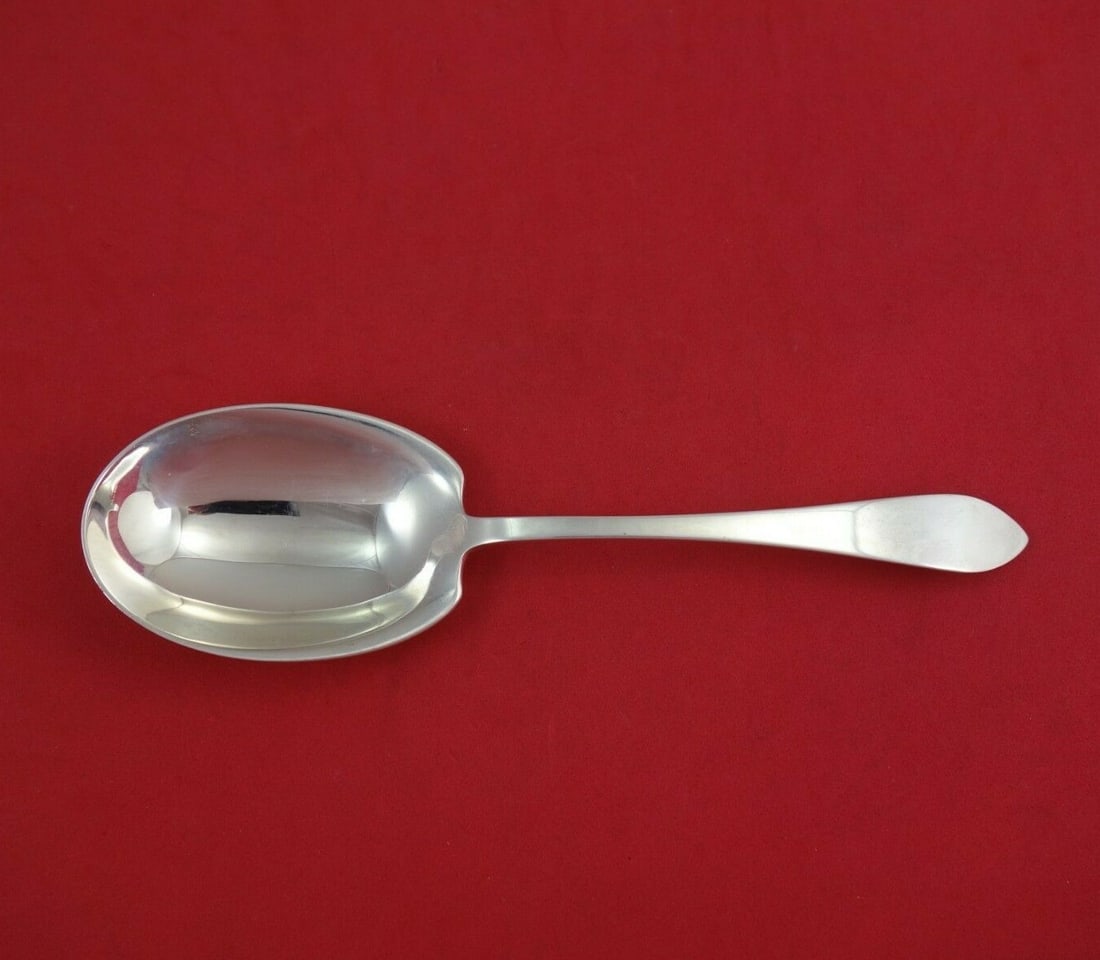Tiffany & Co Faneuil Sterling Silver Preserve Spoon 7 3/4" Antique: Tiffany & Co Faneuil Sterling Silver Preserve Spoon 7 3/4" Antique This exquisite Faneuil serving spoon by Tiffany & Co. is a stunning example of craftsmanship from the early 20th century, dating betw