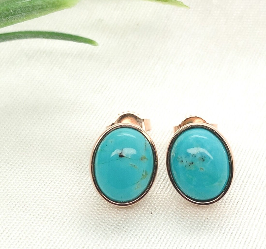 14k Rose Gold Kingman Turquoise Stud Earrings 4.24 Carat Authentic: 14k Rose Gold Kingman Turquoise Stud Earrings 4.24 Carat Authentic These exquisite 14k rose gold stud earrings feature genuine Kingman turquoise, renowned for its striking robin's egg blue color compl