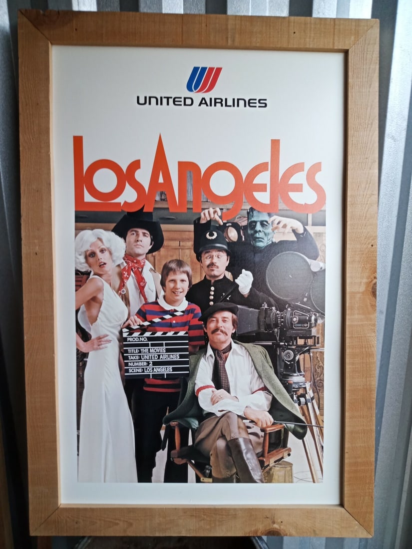 Framed 1976 United Air Lines Hawaii advertising poster 25x39.25 (1 of 4)