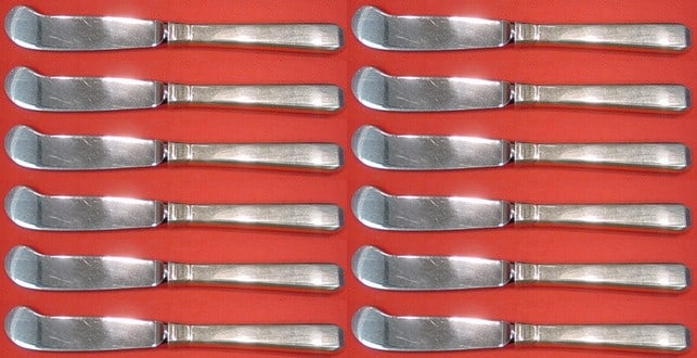 Towle Craftsman Sterling Silver Butter Spreader Set 12pcs 5 3/8": Towle Craftsman Sterling Silver Butter Spreader Set 12pcs 5 3/8" This exquisite 12-piece set of butter spreaders features the Craftsman pattern by Towle, crafted from sterling silver with stainless st