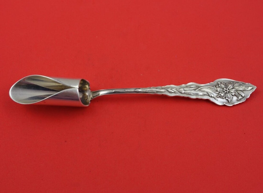 Unger Narcissus Sterling Silver Large Cheese Scoop 8 7/8 Inches: Unger Narcissus Sterling Silver Large Cheese Scoop 8 7/8 Inches Presenting the Narcissus pattern cheese scoop from Unger, crafted from high-quality sterling silver. This original, large serving piece 