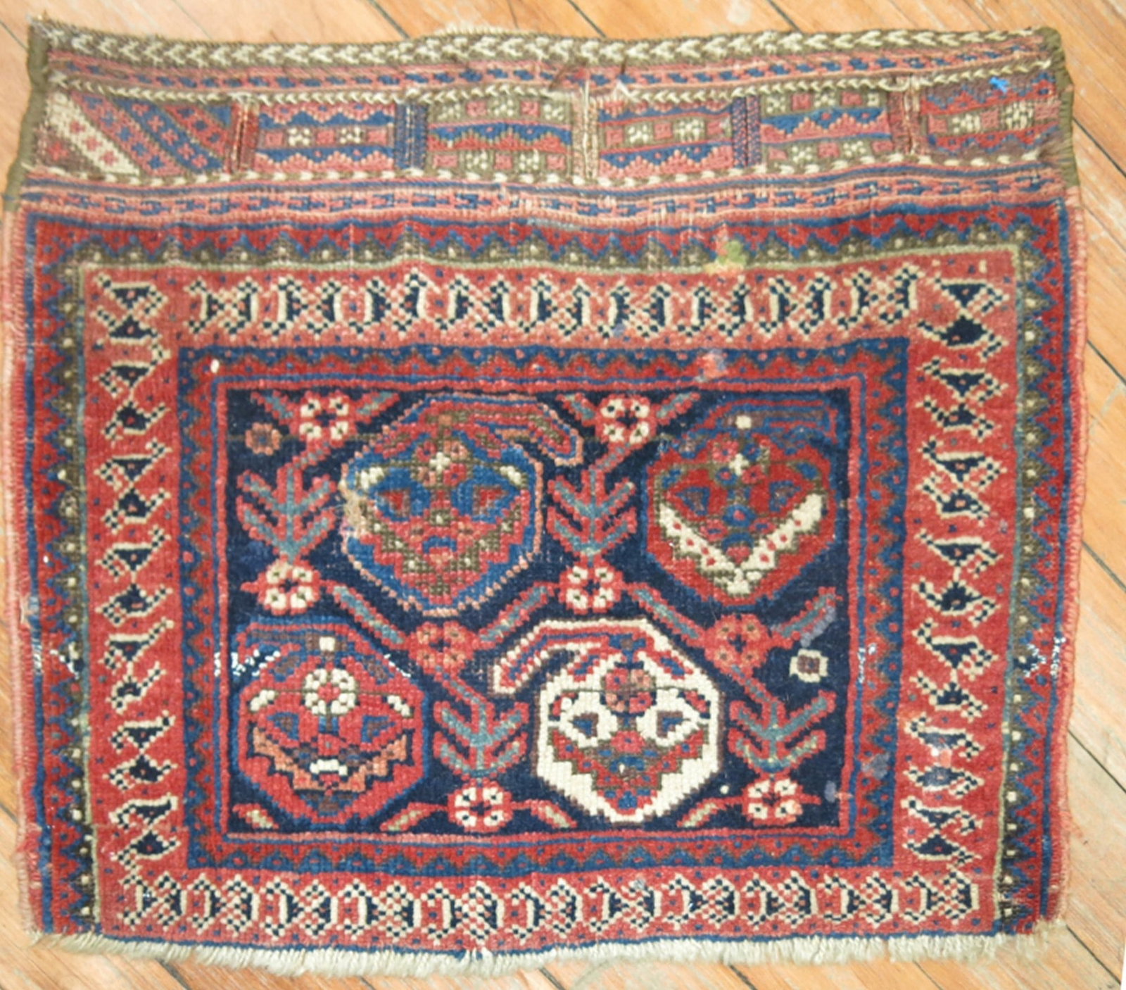 1' 3" x 1' 6" Afshar Yastik Bagface Rug (1 of 4)