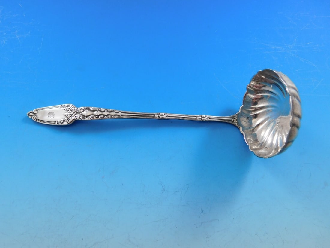 Tiffany & Co. Broom Corn Sterling Silver Sauce Ladle 6 3/4 inch: Tiffany & Co. Broom Corn Sterling Silver Sauce Ladle 6 3/4 inch This exquisite sauce ladle from Tiffany & Co. features the elegant Broom Corn pattern. Crafted from high-quality sterling silver, it boa