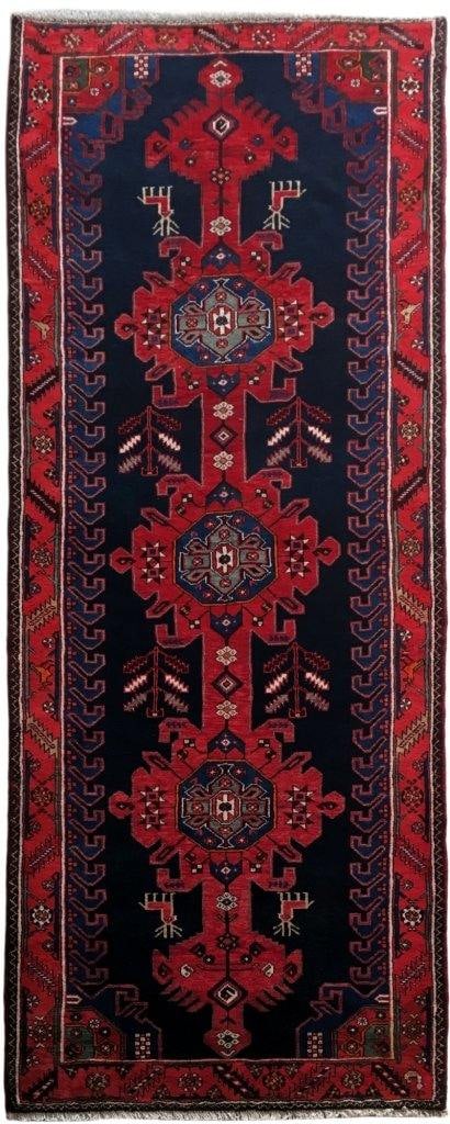 Handwoven 4.5' x 10.11' Black Persian Hamadan Rug from Iran: Handwoven 4.5' x 10.11' Black Persian Hamadan Rug from Iran Free continental US Shipping Introducing the 4.5' x 10.11' Black Persian Hamadan Rug, a stunning piece that showcases the elegance and craft