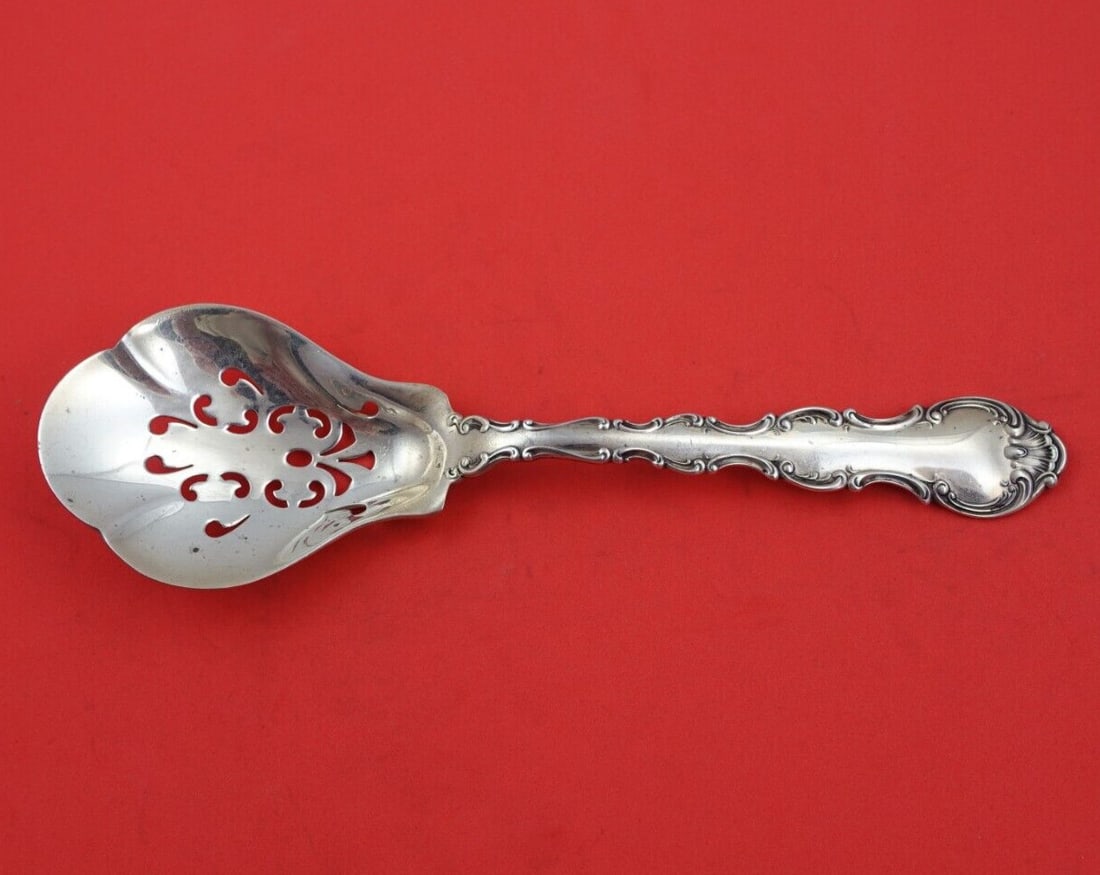 Gorham Strasbourg Sterling Silver Slotted Ice Spoon 8.5 inches: Gorham Strasbourg Sterling Silver Slotted Ice Spoon 8.5 inches This exquisite ice spoon is a beautiful representation of the Strasbourg pattern by Gorham, crafted from high-quality sterling silver (.9