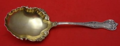 Frank Smith Number 2 Sterling Silver Berry Spoon Gold Washed 8.5": Frank Smith Number 2 Sterling Silver Berry Spoon Gold Washed 8.5" This exquisite berry spoon features a luxurious gold wash finish and is crafted from high-quality sterling silver. Designed in the ele