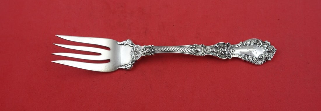 Gorham Henry II Sterling Silver Fish Fork 7.5" Monogrammed: Gorham Henry II Sterling Silver Fish Fork 7.5" Monogrammed This exquisite fish fork from the Henry II pattern by Gorham showcases a classic design and fine craftsmanship. Crafted from high-quality ste
