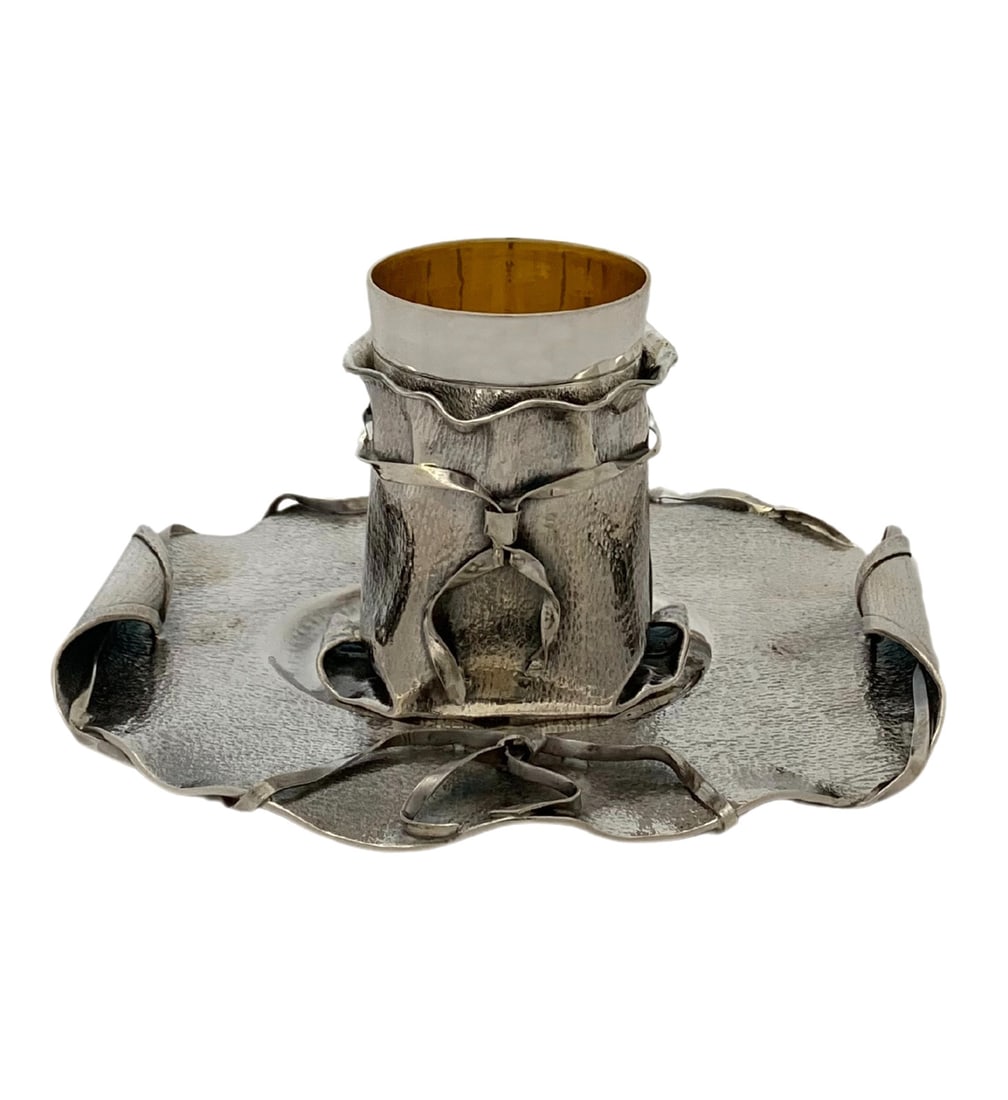 Unique Handmade Italian 925 Sterling Silver Cup & Tray Set: Unique Handmade Italian 925 Sterling Silver Cup & Tray Set Discover the elegance of this Fine Italian handmade sterling silver cup and tray set. Crafted from .925 sterling silver, this unique set feat