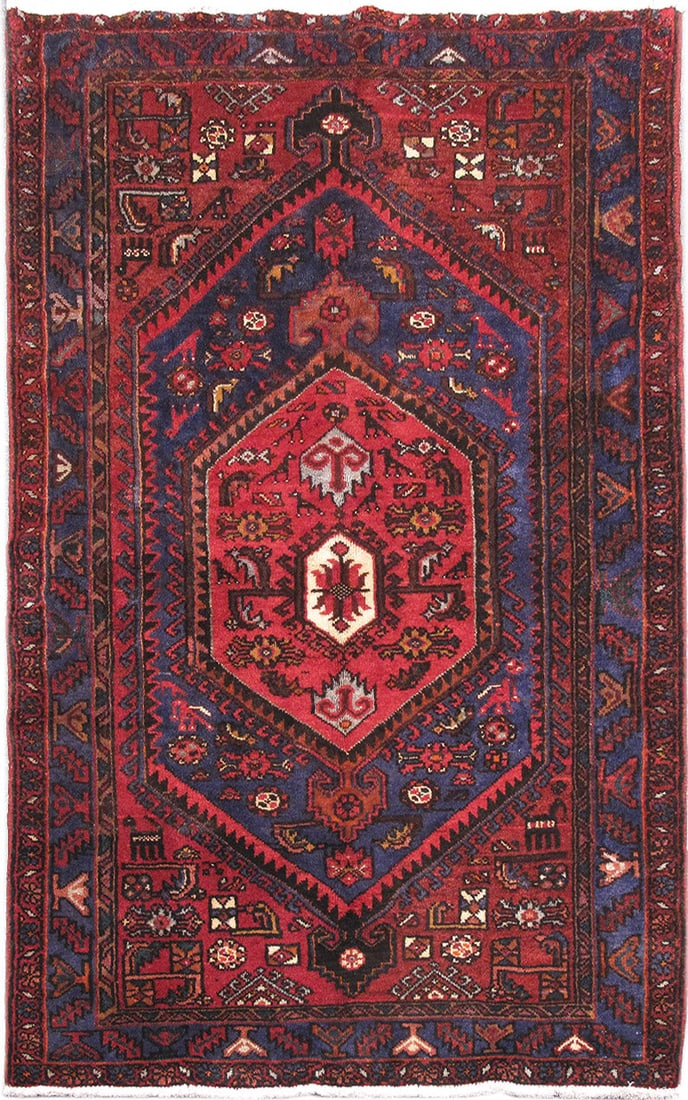 Hand-Knotted 4.3 x 7 Maroon Persian Hamadan Area Rug from Iran: Hand-Knotted 4.3 x 7 Maroon Persian Hamadan Area Rug from Iran Free continental US Shipping Transform your living space with the exquisite 4'3" x 7' Maroon Persian Hamadan Rug. Handcrafted by skilled 