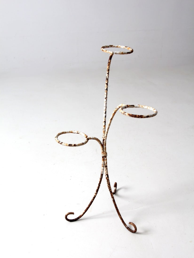 Vintage White Iron Plant Stand with 3 Ring Holders (1 of 10)