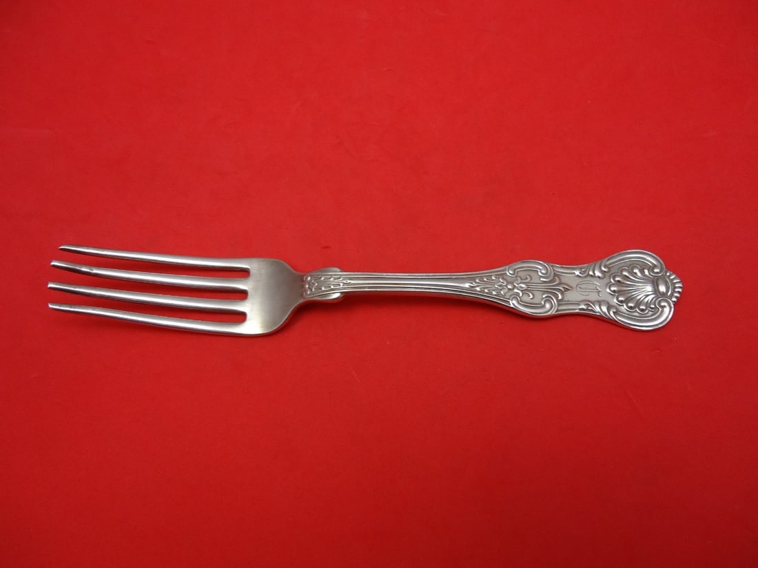 Dominick & Haff King Sterling Silver Dinner Fork 7 3/4" Monogrammed: Dominick & Haff King Sterling Silver Dinner Fork 7 3/4" Monogrammed This elegant dinner fork is crafted from high-quality sterling silver and is part of the esteemed King pattern by Dominick & Haff. M